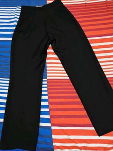 Max Chic Black Wide-Leg Pants