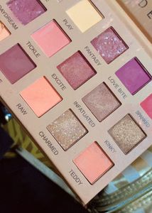 Eye Shadow Palette