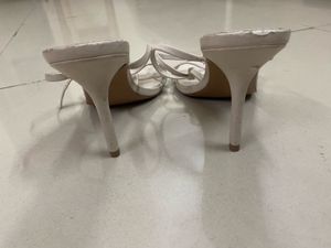 MNG Strappy T-Strap Sandals