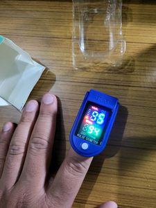 pulse oximeter new condition for sale