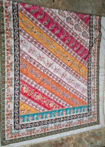 Kashmiri embroidered mirror dupatta