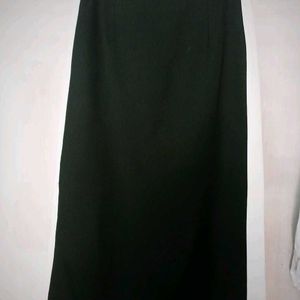 Elegant Black Midi Skirt