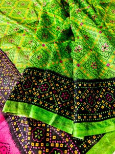 100% Pure Silk Bandhani Print Saree