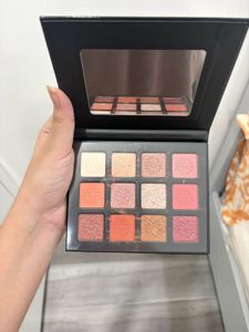 Faces Canada Starry Eyes Eyeshadow Palett