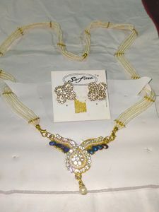 Women's Necklace With Earrings