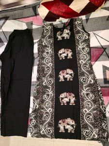 Stylish Elephant Print Kurta Set