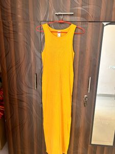 Vibrant Yellow Sleeveless Bodycon Dress