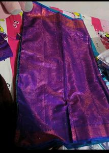 New Double Shade Saree With Stitchied Blouse