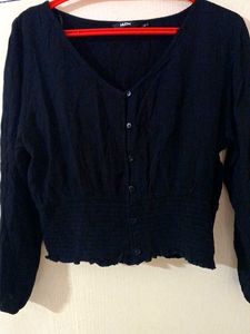 Chic Black Button-Up Cropped Top