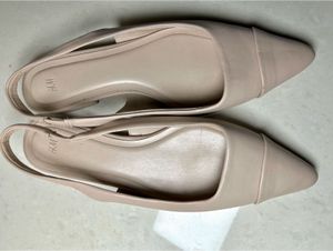 H&amp;M Nude Pointed Toe Slingback Flats | Worn Once