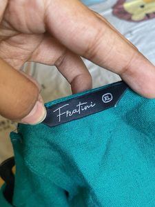 Teal Sleeveless Tunic Top
