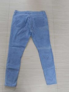 Light Wash Skinny Jeans