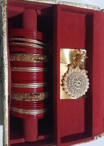 Decorative Jewellery Box with Mirror