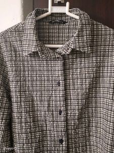 Chic Checked Cropped Shirt