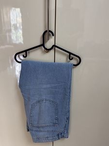 H&amp;M - Light Wash Denim Jeans