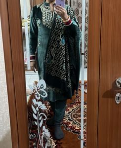 Elegant Green Velvet Salwar Suit