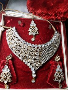 Beautiful and Gorgeous Stainless Stone Set 😍 ❤️