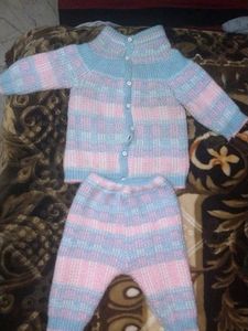 Unisex Baby Woolen Sweater Pyjama