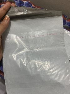 100 Packing Bags