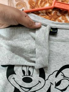 Mickey &amp; Pluto Graphic Print T-Shirt 🫶