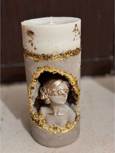 Unique Gold &amp; Sculpture Candles