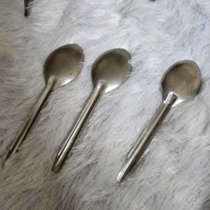 Kitchen essential items