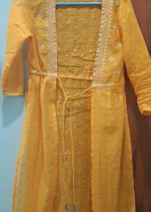 Aavasa Mix N Match Layered Kurti