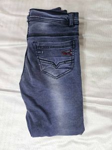 Stylish Blue Wash Jeans