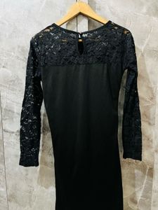 Elegant Black Lace Long Sleeve Top