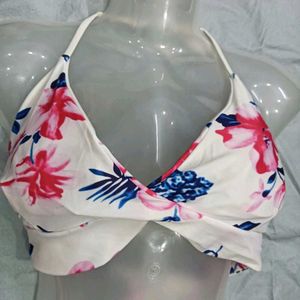 😍 Floral Print Bikini Top