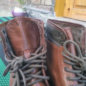 Leather Shoes / Boots