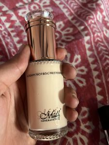 Foundation And Eye Shadow Plate