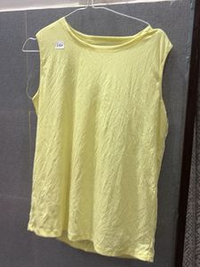 Casual Yellow Sleeveless Top