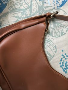 Chic Brown Shoulder Bag