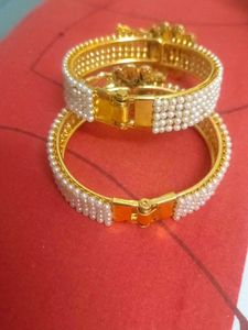 Elegant Peacock Pearl Bangles