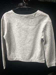 Gray Graphic Print Sweatshirt
