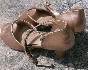 Heels/Sandals