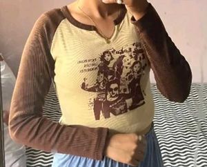 Vintage Graphic Print Long Sleeve Top