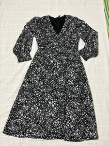 Chic Floral Print V-Neck Midi Dress