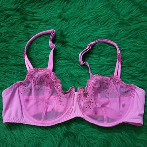 Pink 🫴🎁Embroidered Bra