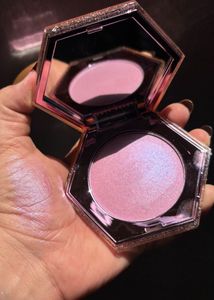 fenty beauty highlighter