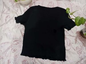 Chic Black Smocked Lettuce-Trim Tee | Textured Cro