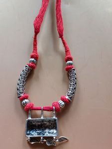 Neck Piece With Earrings