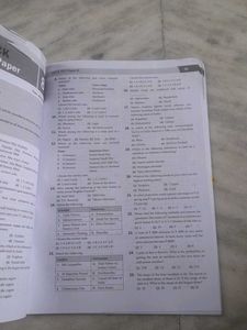Oswaal Books CUET (UG) 2025 Exam Prep Guide