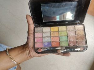 Colorful Eyeshadow Palette