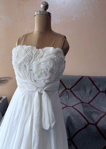 Elegant White Strapless Gown