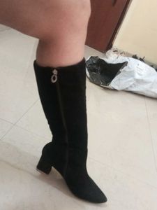 Black Boots