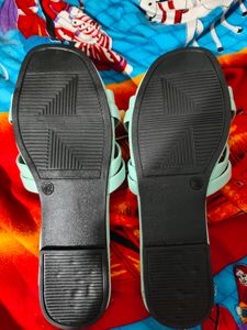 New Flat Sandals