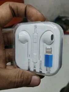 Wired Earphones with Lightning Connector