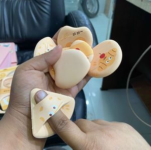 Cute Bread Shaped Makeup Sponges